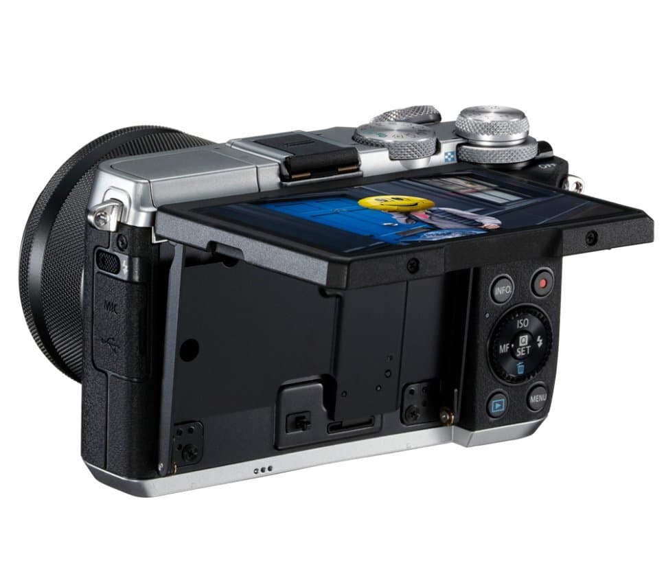 Фотоаппарат Canon EOS M6 MKII + 15-45mm f/3.5-6.3 IS STM Silver