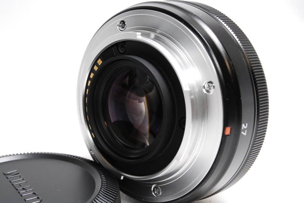 Объектив Fujifilm XF 27mm f/2.8