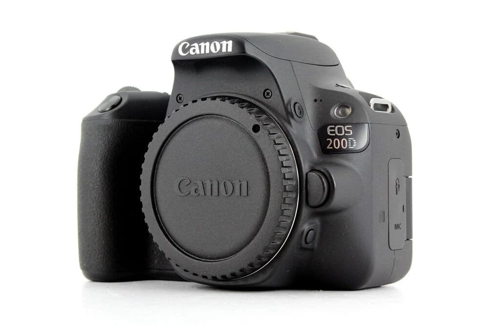 Фотоаппарат Canon EOS 200D Body