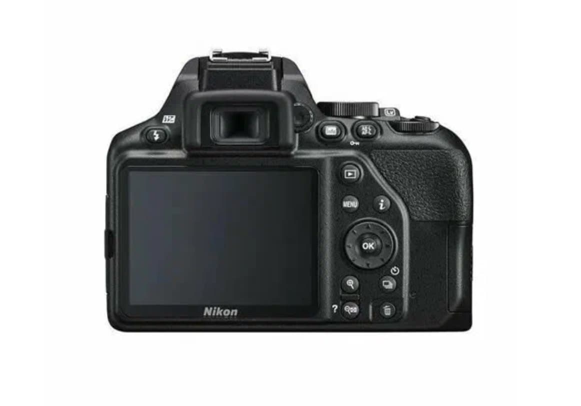 Фотоаппарат Nikon D5600 Body, черный