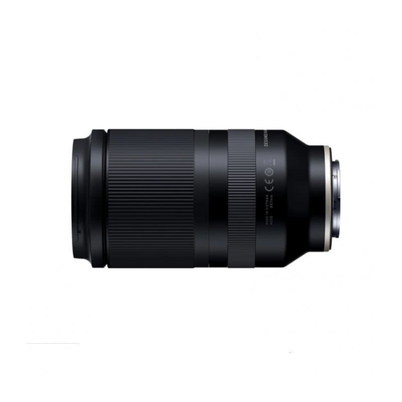 Объектив Tamron 70-180mm Di III VXD F/2.8 Sony E, чёрный